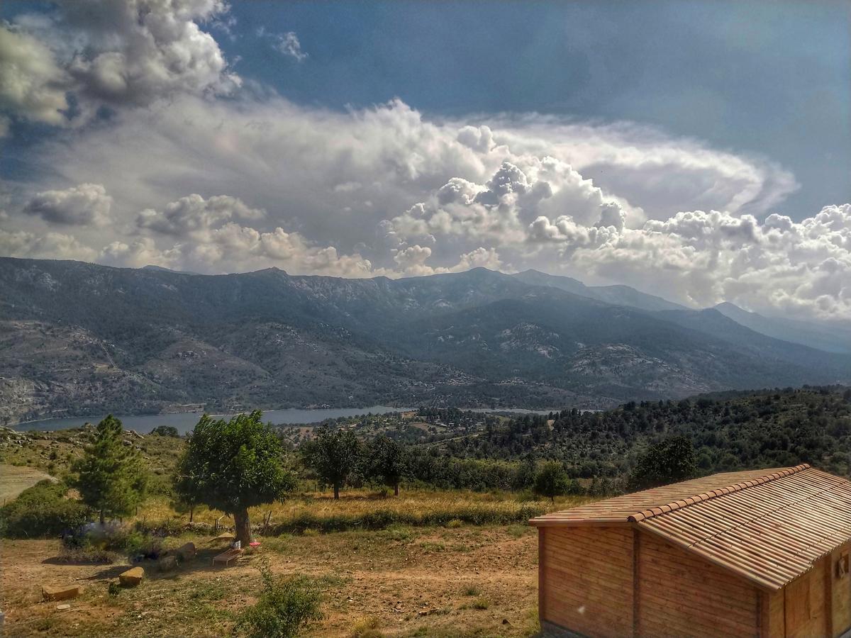 Vila Les Chalets De Lozzi Calacuccia Exteriér fotografie